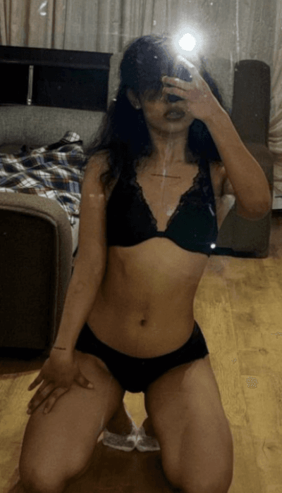 Проститутка негритянка Аделина , 19 лет