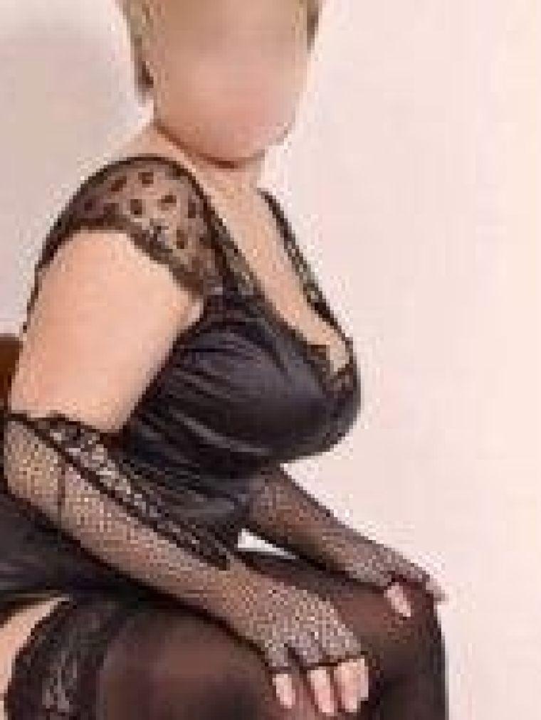 Минет от шлюхи от 3000 руб. в час (Владлена, 21 лет)