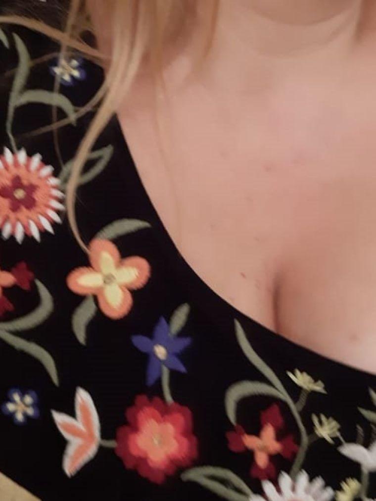 Снять телку (Мила, 22 лет)