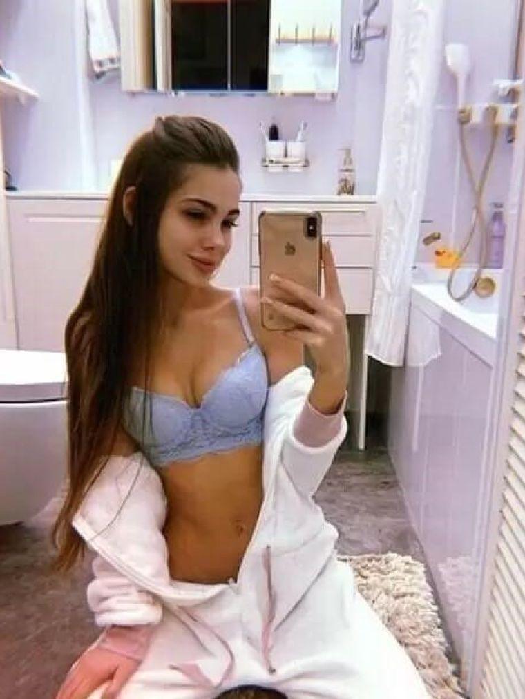 Элиз - анал с толстой шлюхой в Екатеринбурге