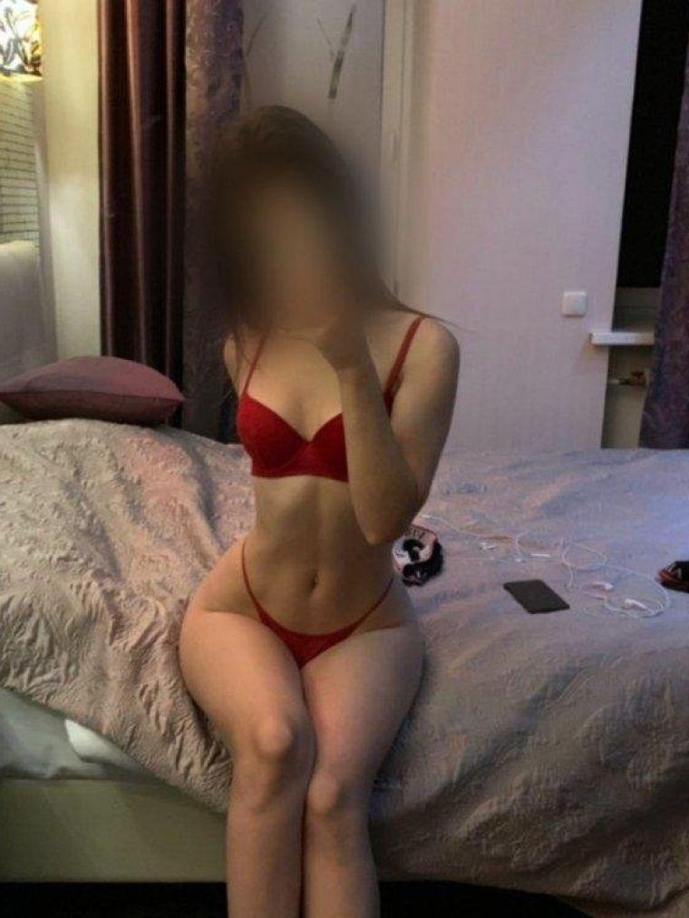 Юля БЕЗ ОПЫТА предлагает массаж простаты страпоном, круглосуточно, недорого