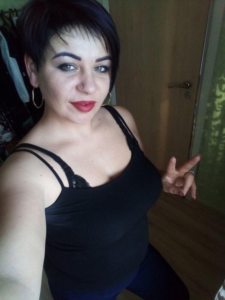 Снять девушку на ночь (Кристина, от 3500 руб. в час)