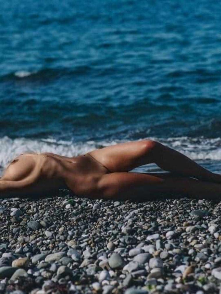 Лена, телефон проститутки 8 919 369-18-48