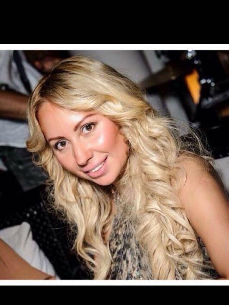 Снять проститутку от 4000 руб. в час (Алина, рост: 166, вес: 61)