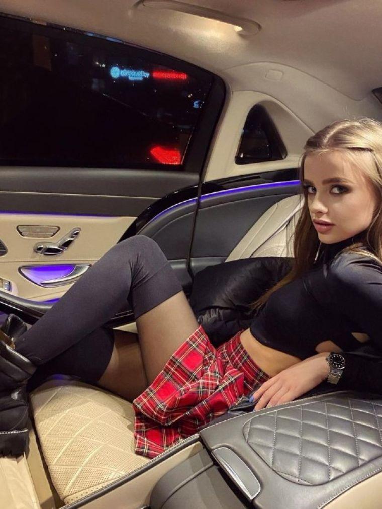 Даша - интим массаж на дому, минет и другие услуги экстра-класса