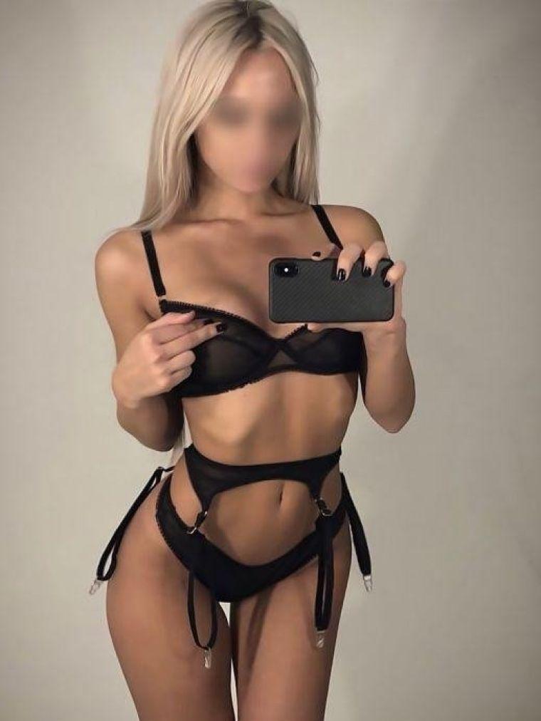 Секс негритянка Алёна, от 4000 руб. в час