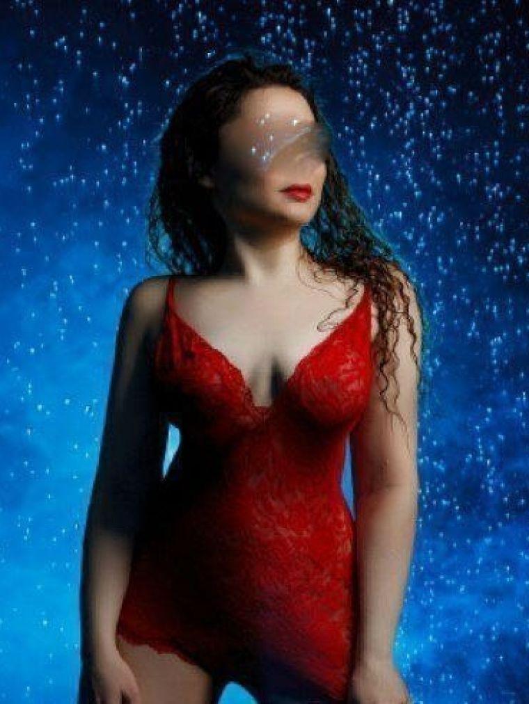 Ульяна, 8 909 019-83-75 - проститутка стриптизерша, 22 лет