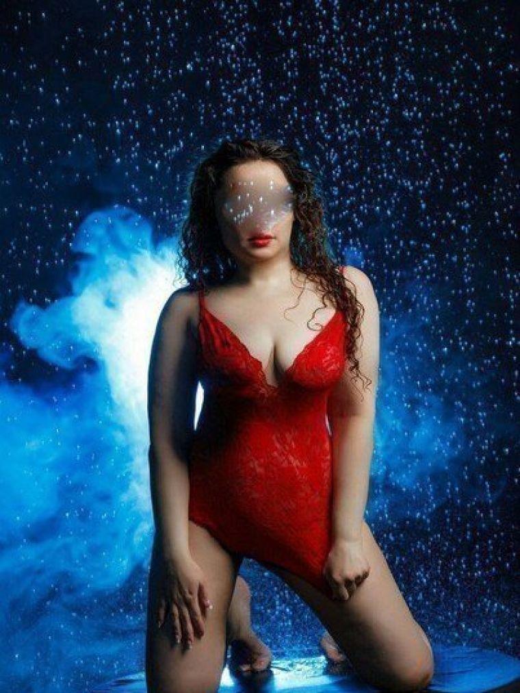 Ульяна, рост: 154, вес: 45 - госпожа БДСМ, закажите онлайн