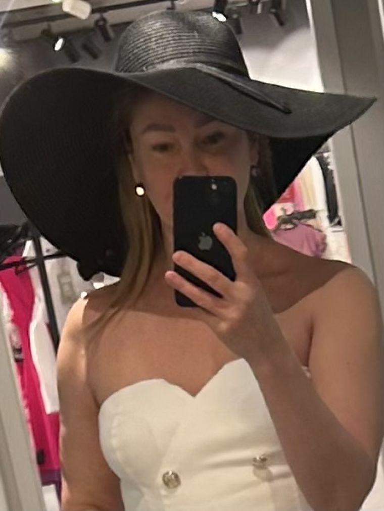 Лилит, ню-фото