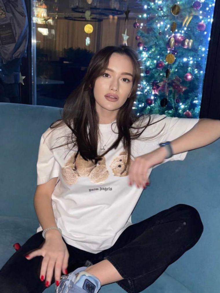 Олечка - секс знакомства в Екатеринбурге