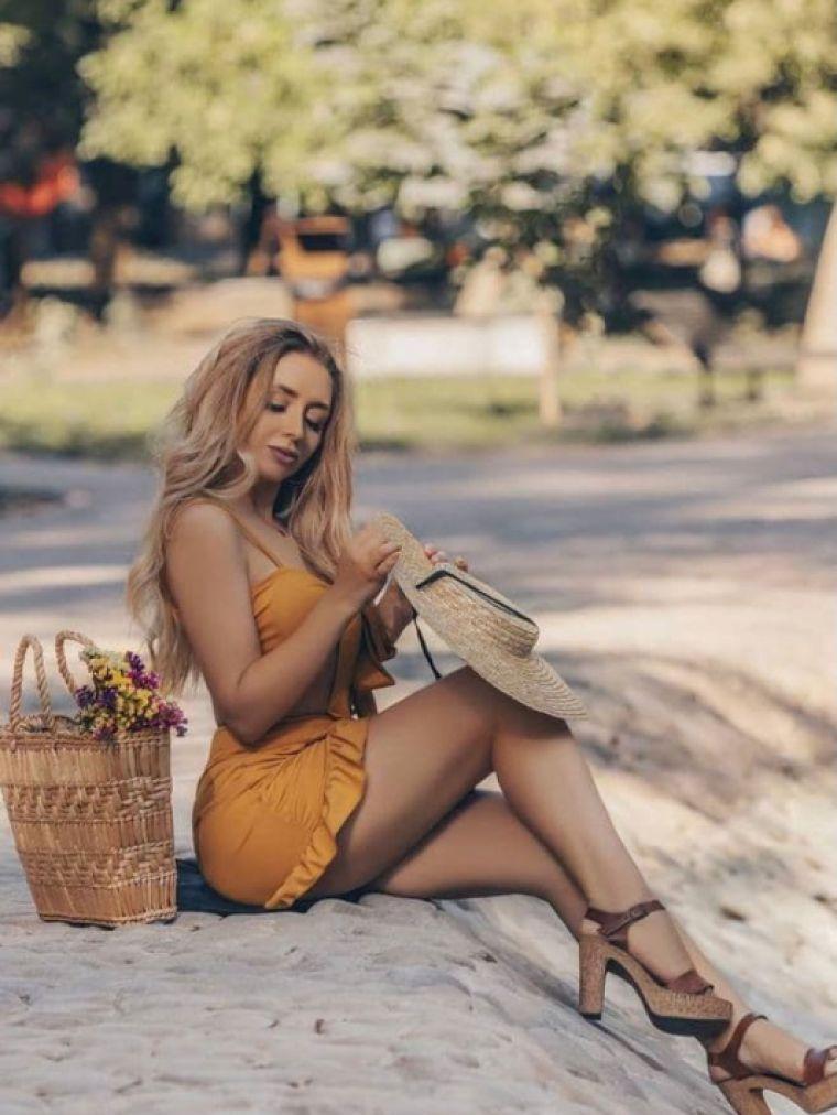 Альбина   - интим массаж, классика, минет в Екатеринбурге