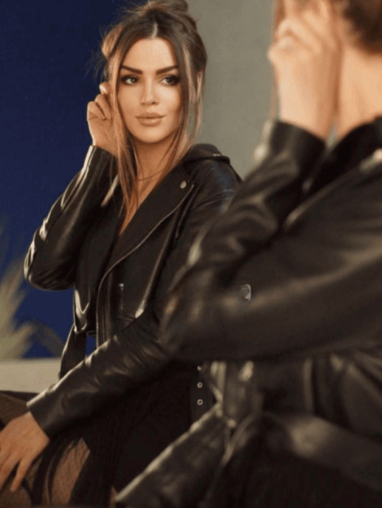 Толстая зрелая инди Мирослава, принимает круглосуточно