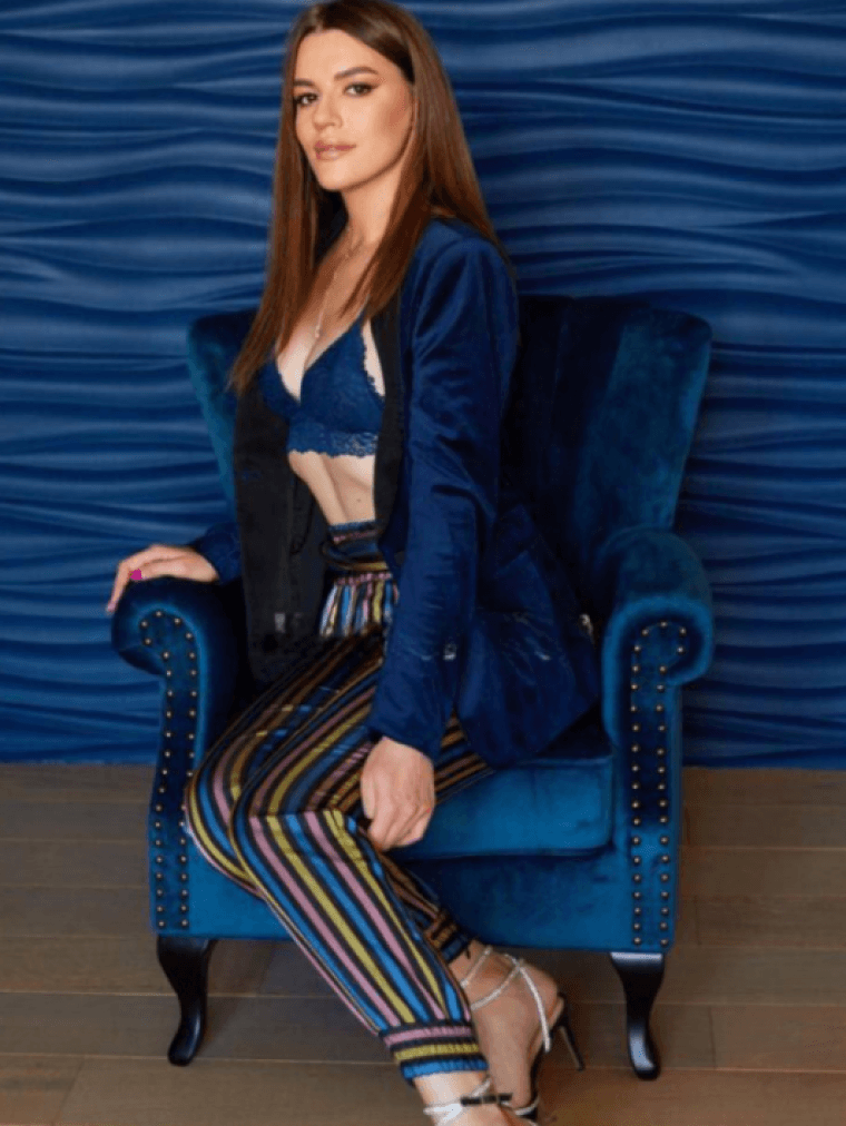 Мирослава, 8 968 077-77-69 - vip досуг, 24 7