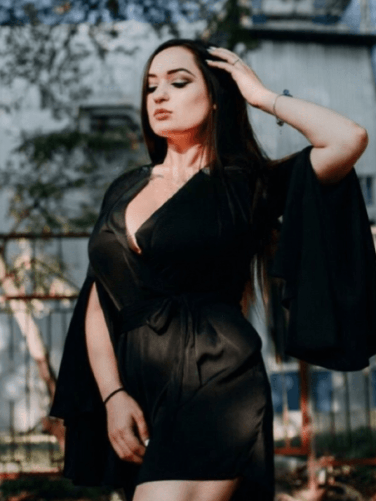 BDSM знакомства (Камилла, тел. 8 933 164-43-27)