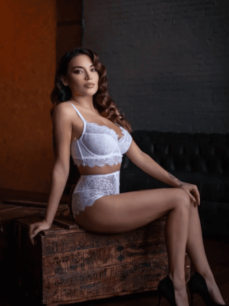 Развратная шлюха Ада